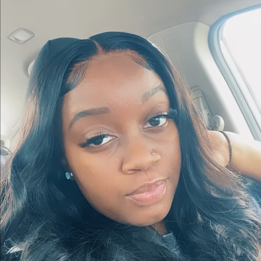 Meet your Posher, Amber